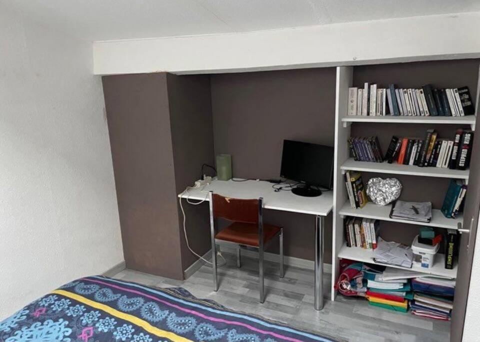 Joli Duplex En Centre Ville De 40M2 Climatise อิสทร์ ภายนอก รูปภาพ